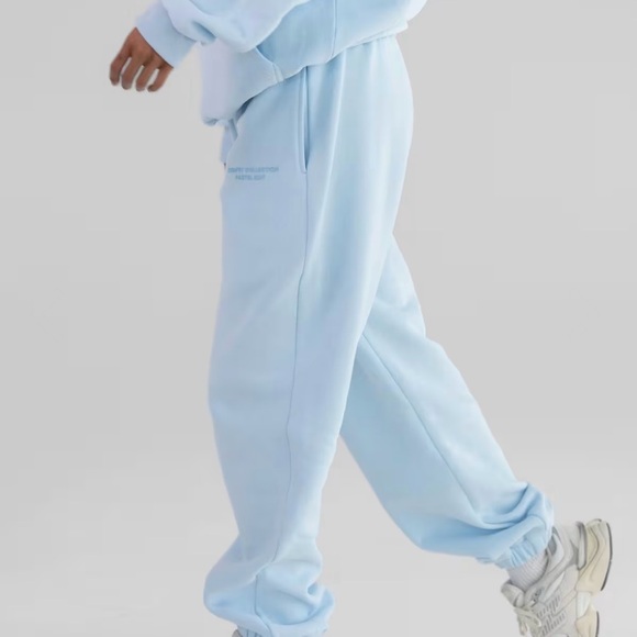Comfrt Pants - Comfrt Pastel Blue Sweatpants Size S, matching sweatshirt avail in closet